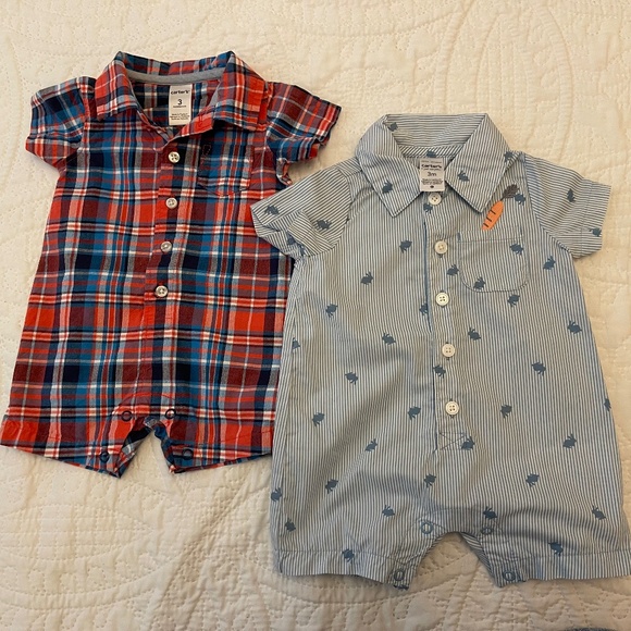 Two Carter’s baby boy collared rompers Lot - Picture 4 of 5
